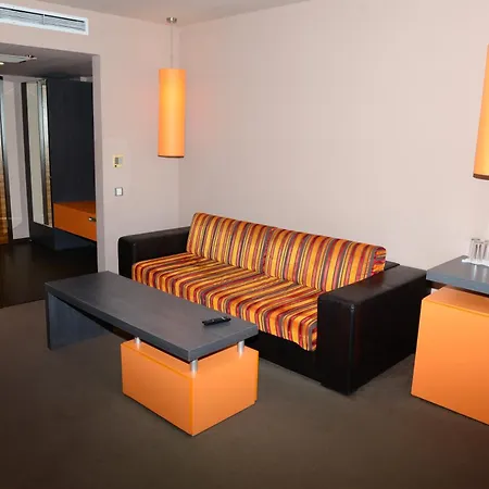 North Hotel 2*