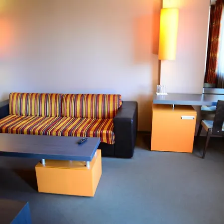 Hotel North